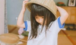 小女孩最新皮肤爆料,揭秘小女孩新皮肤惊艳亮相